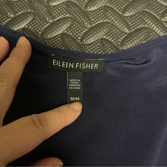 Eileen Fisher Silk Asymmetrical Tunic Sleeveless Size Medium Navy Blue - Picture 3 of 9